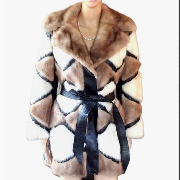 Koslows Geometrically Designed Tan and White Mink with Leather Coat and Belt - Picture 1 of 16